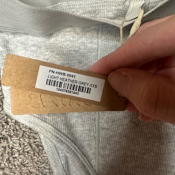 SKIMS Light Gray Women's Panties - Picture 4 of 4